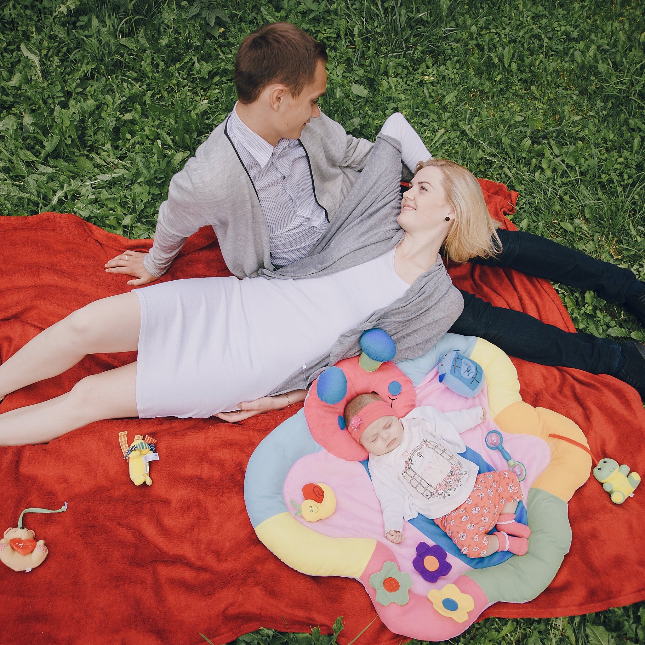Subtle Signs You’ve Fallen Out Of Love According To Psychology